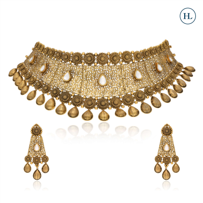 Antique-Styled Flower Kundan & Gold Choker Set