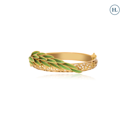Cora Bangle