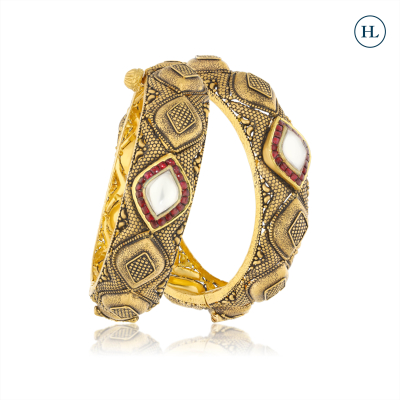 Wesleyan Bangles