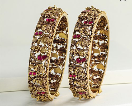 Hazoorilal Gold bangle